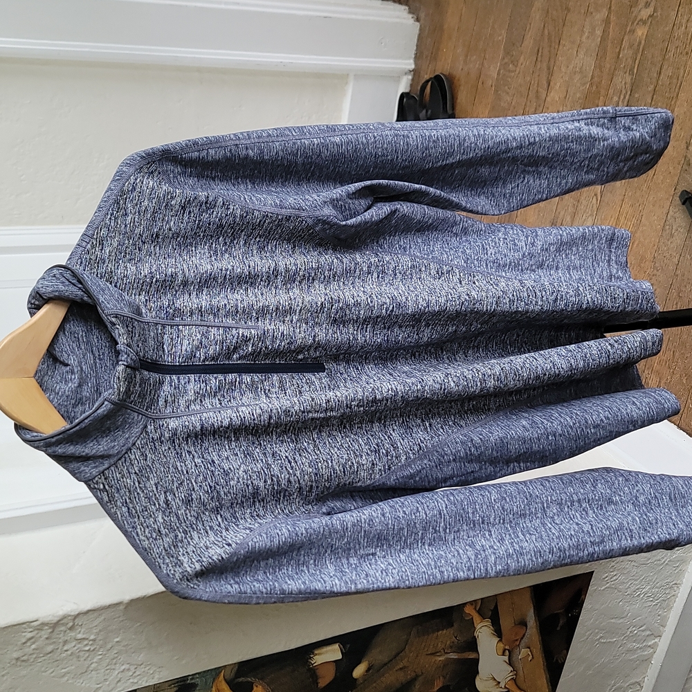 Lululemon heathered blue and grey long sleeve shirt